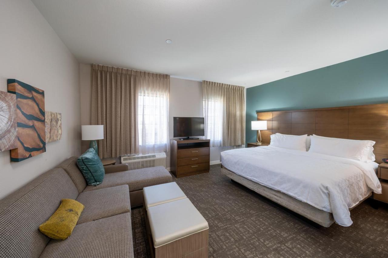 Staybridge Suites Houston East - Baytown By Ihg Room photo